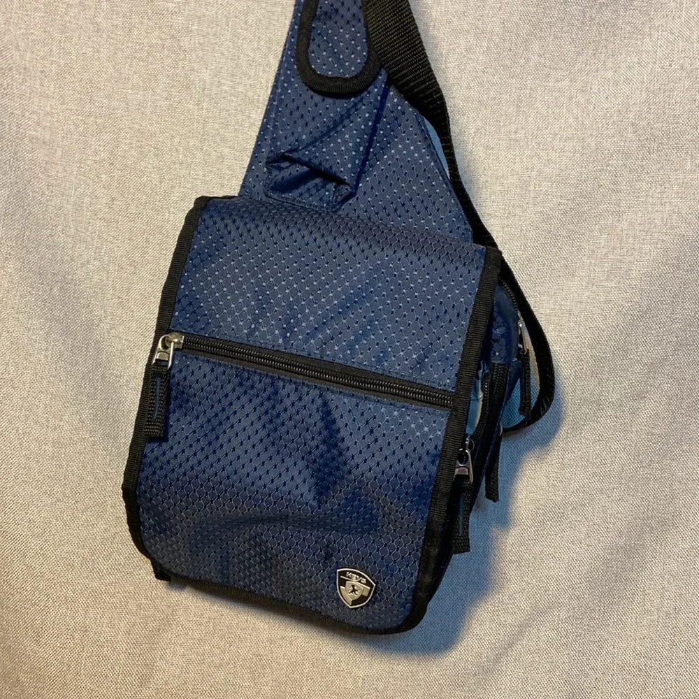 HEY'S Travelmate Crossbody Utility Travel Bag Organizer